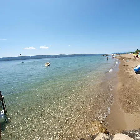 Sladojevic 아파트