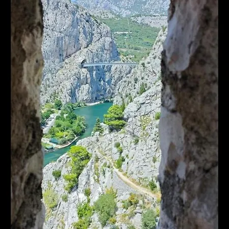 Apartment Tomislav Omiš