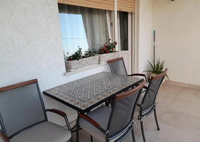 Apartment Tomislav *